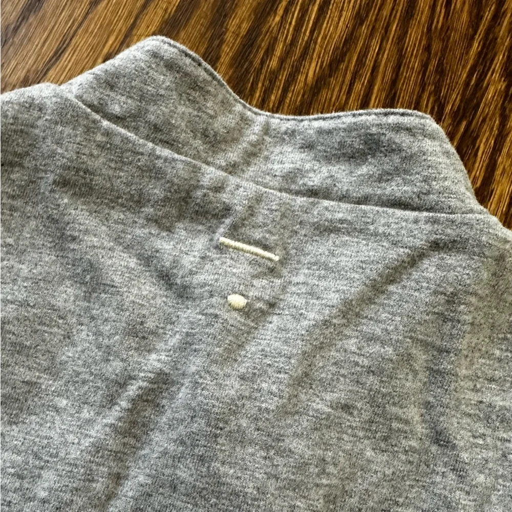 Gray Label single button light grey cardigan, size 12-18M
